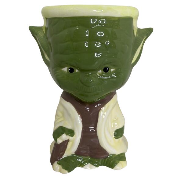 Star Wars Yoda Cup Galerie Disney Mug Ceramic Goblet - Picture 1 of 5